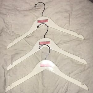wooden vineyard vines hangers!